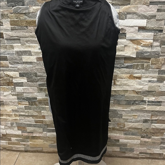 Perceptions Gray and Red Patterned Tunic Dress - Picture 9 of 9